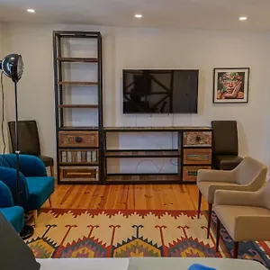 https://ola-lisbon-castelo-1100-466.hotels-lisbon-portugal.com