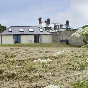  Holiday home The At Stainsacre Hall